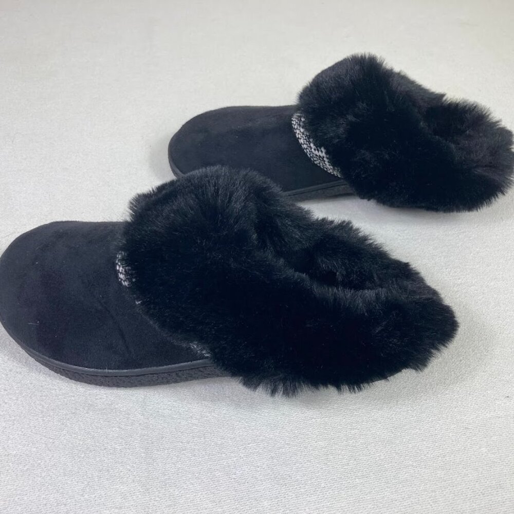 Isotoner Black Faux Fur Slippers Women’s Size 7.5–8.5 NWOT Cozy Indoor Shoes